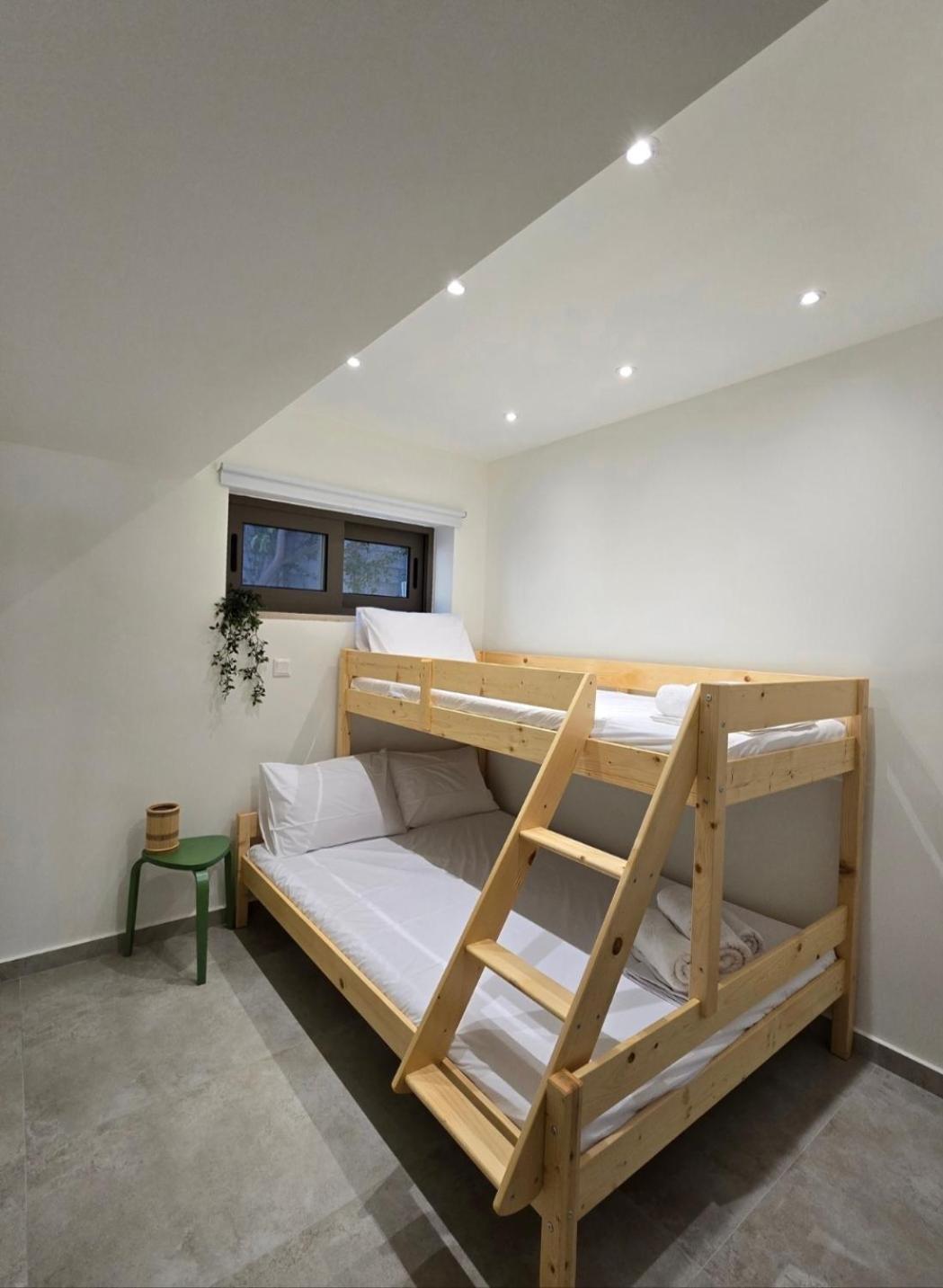 Wind Apartment In Agia Roúmeli Exterior foto